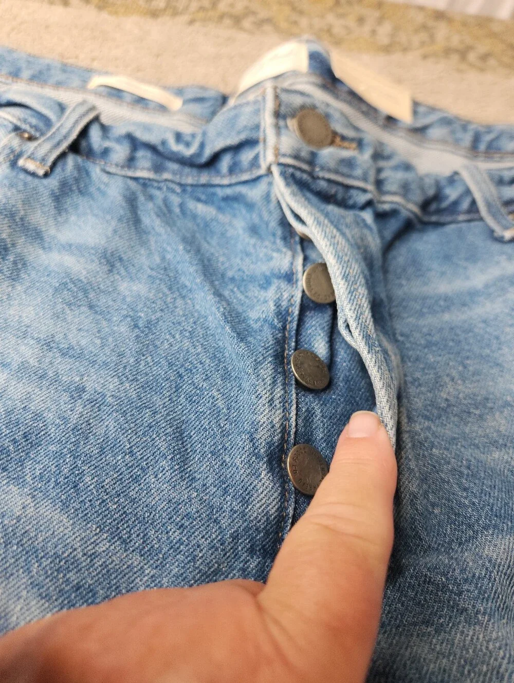 Women's Mid-Rise 90's Baggy Jean Shorts - Universal Thread Medium Wash 22